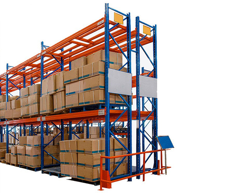 Chủ đề: Phân tích sâu về xu hướng thị trường giá kệ kho bãi Việt Nam năm 2025